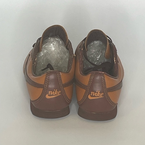 Vintage Nike Le Village Women’s Sneaker 2003 Size 8 - Picture 8 of 12